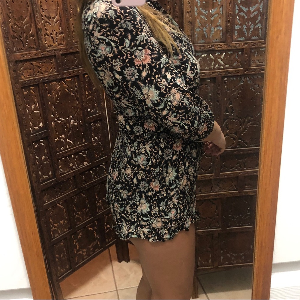 Boho Floral Bold Pattern Ruffled Romper Small - image 3